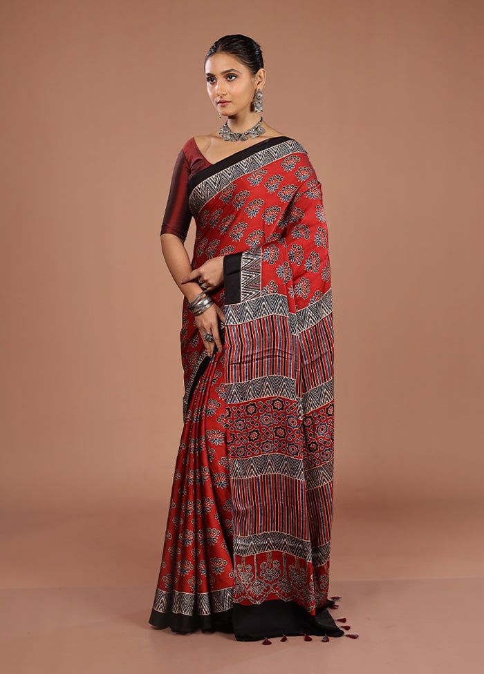 Maroon Printed Pure Silk Saree Without Blouse Piece