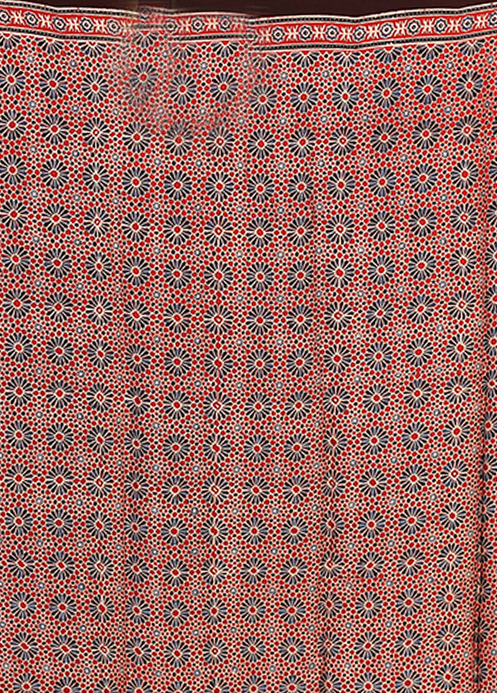 Maroon Printed Pure Silk Saree Without Blouse Piece