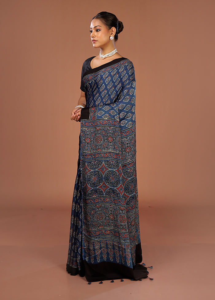 Blue Printed Pure Silk Saree Without Blouse Piece
