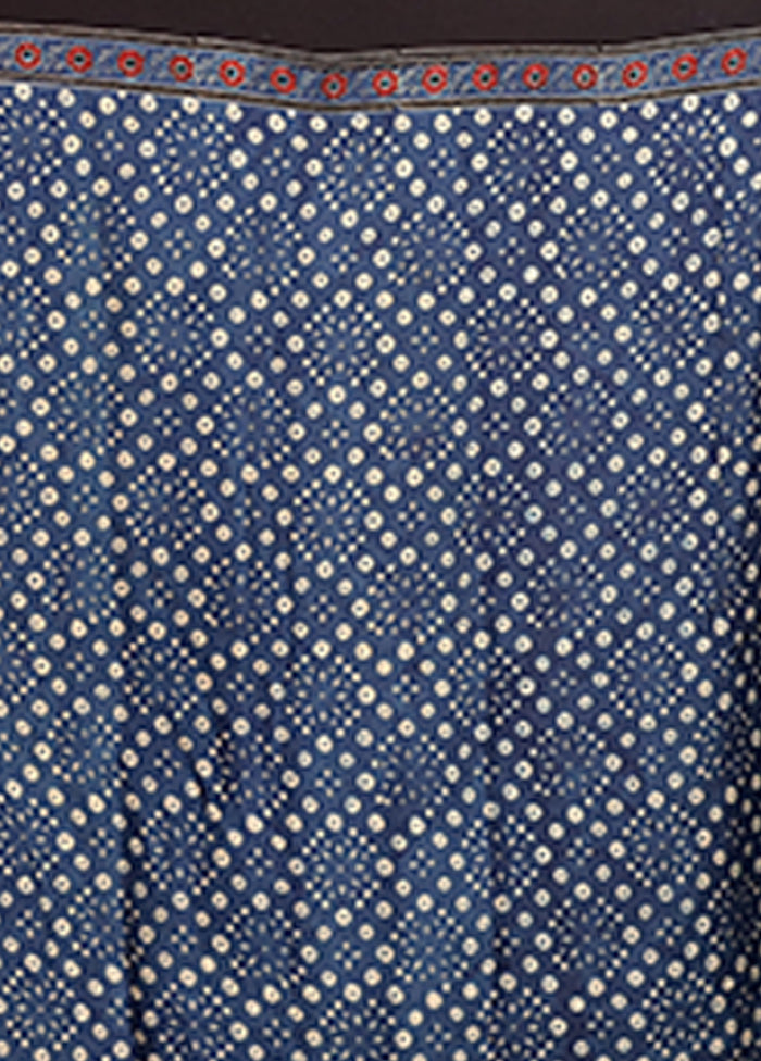 Blue Printed Pure Silk Saree Without Blouse Piece