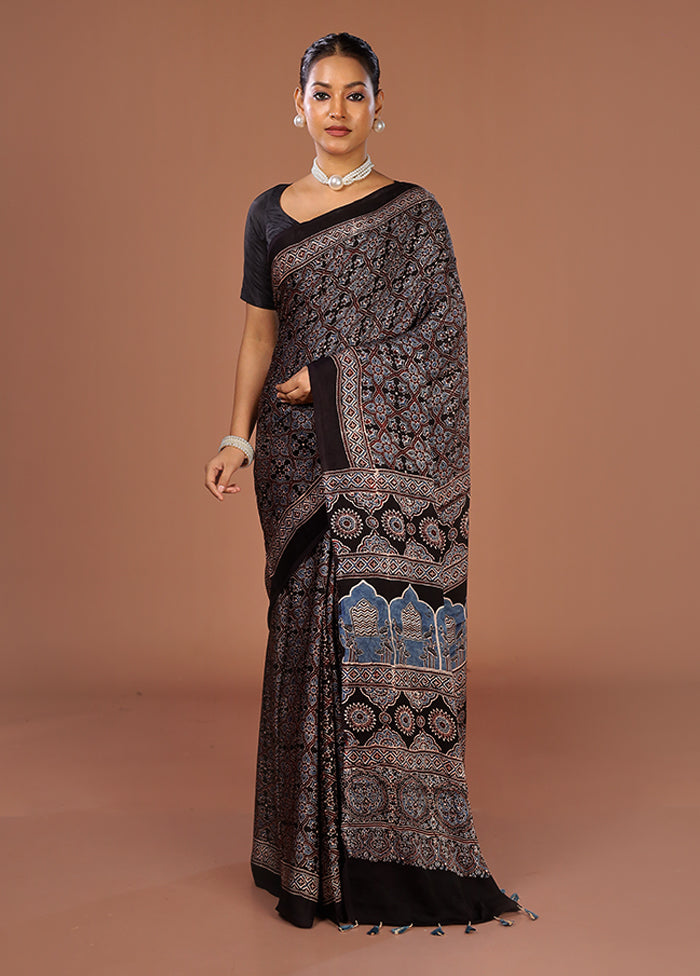 Black Printed Pure Silk Saree Without Blouse Piece