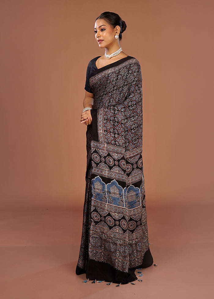 Black Printed Pure Silk Saree Without Blouse Piece