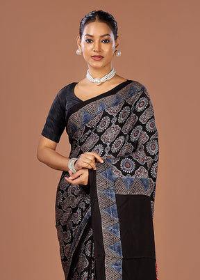 Black Printed Pure Silk Saree Without Blouse Piece