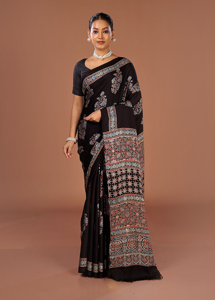 Black Printed Pure Silk Saree Without Blouse Piece
