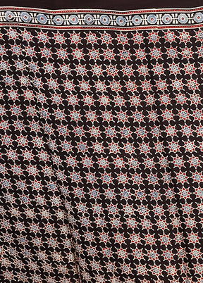 Black Printed Pure Silk Saree Without Blouse Piece