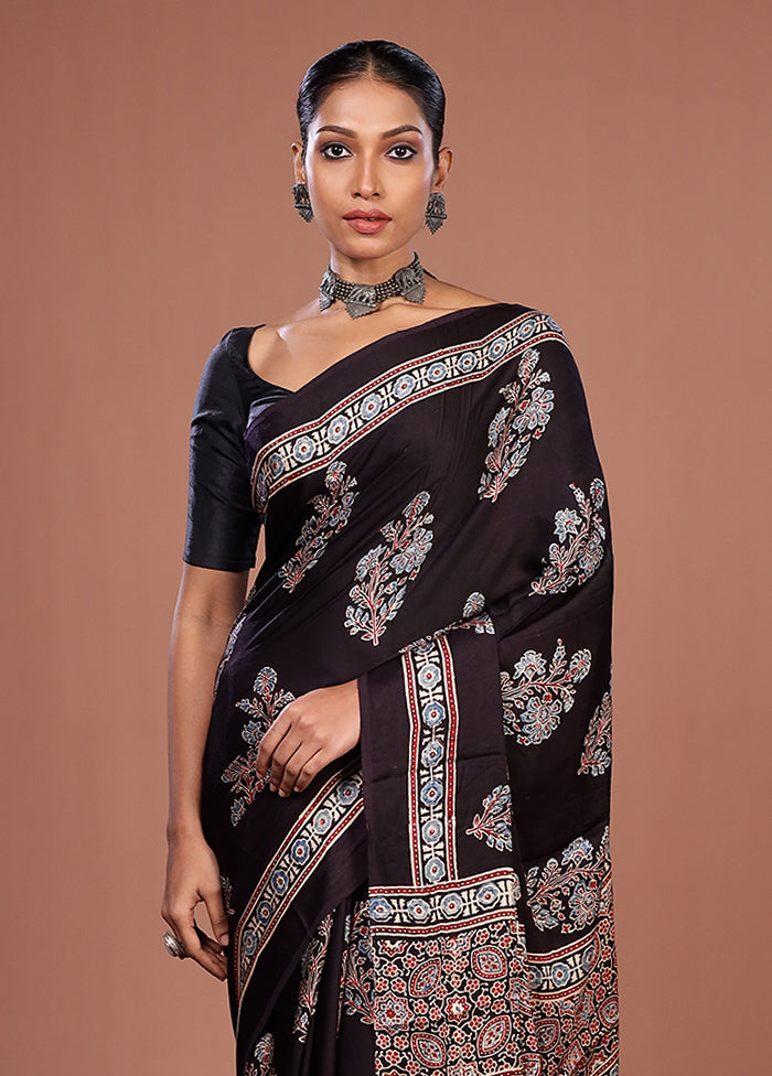 Black Printed Pure Silk Saree Without Blouse Piece