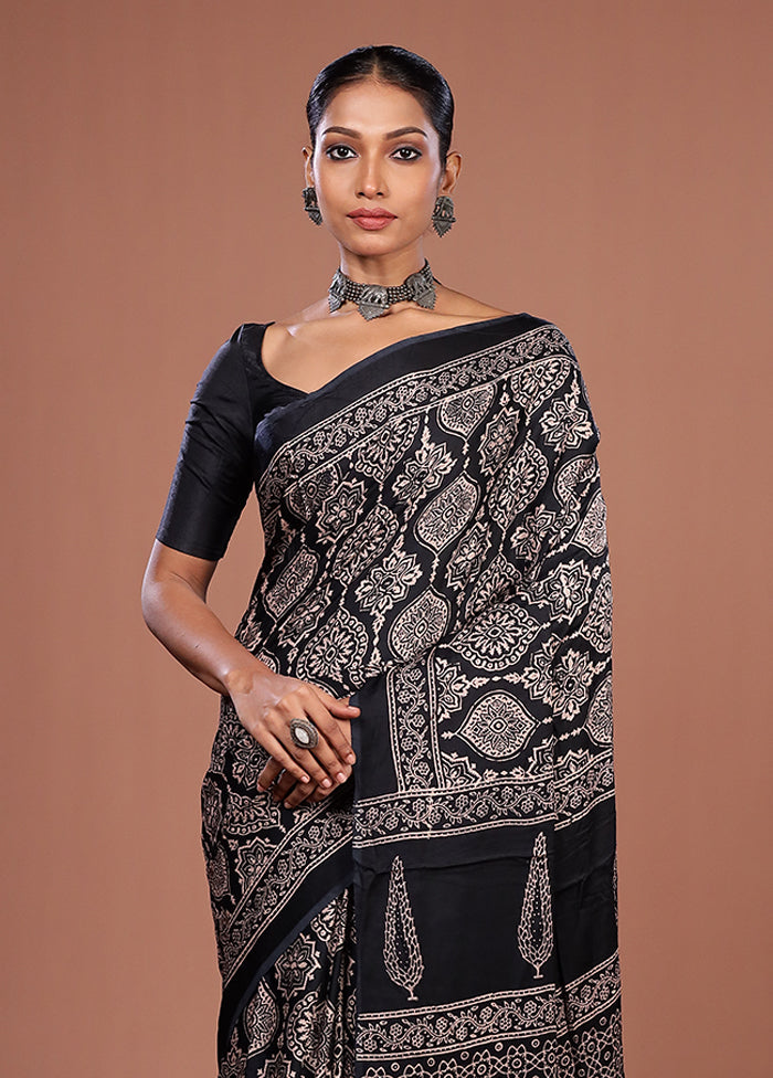 Black Printed Pure Silk Saree Without Blouse Piece
