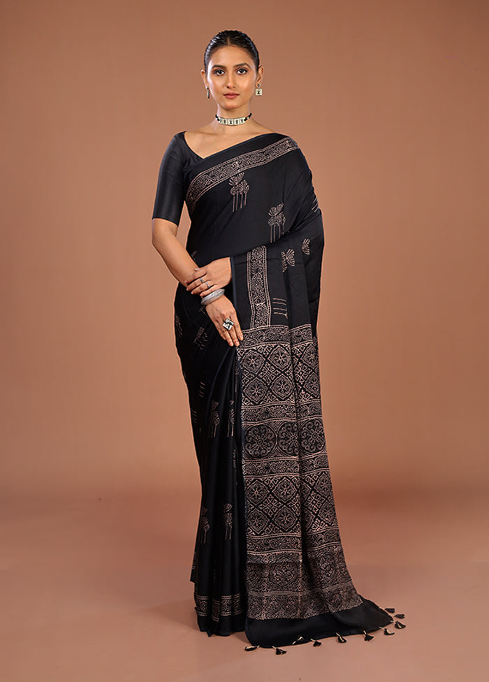Black Printed Pure Silk Saree Without Blouse Piece