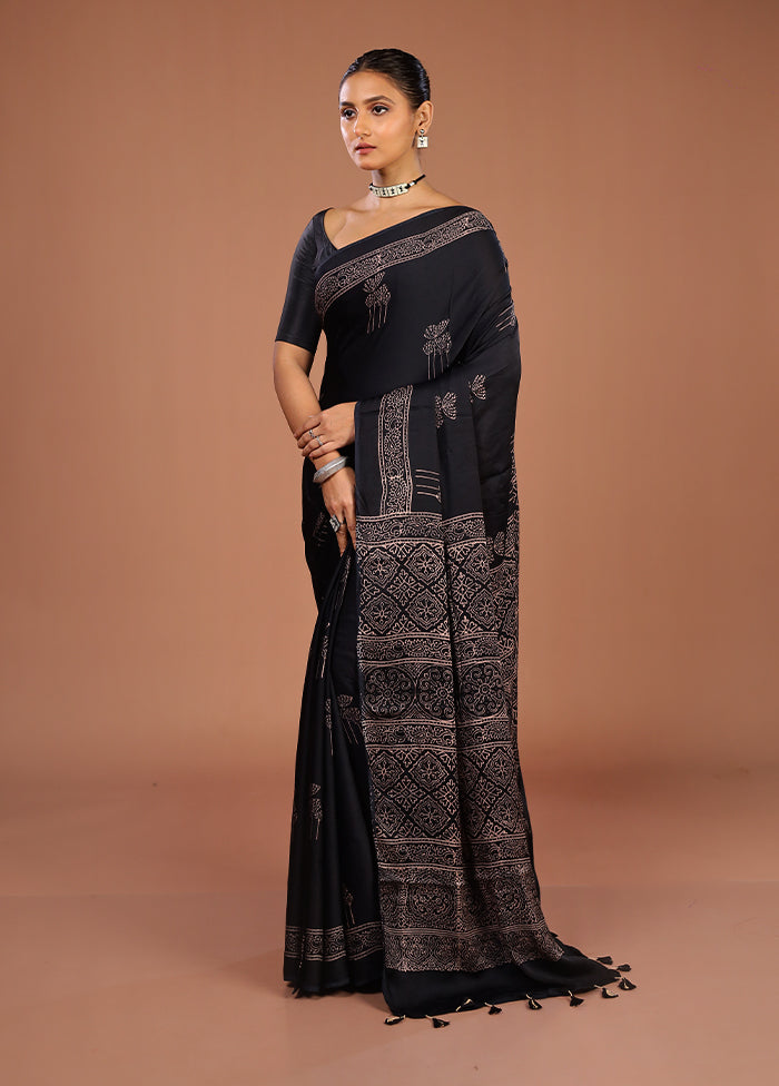 Black Printed Pure Silk Saree Without Blouse Piece