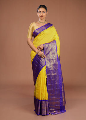 Yellow Gadwal Silk Saree Without Blouse Piece