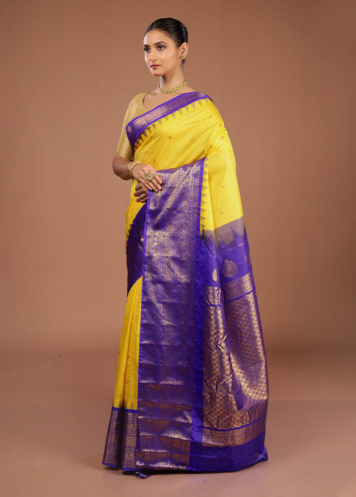 Yellow Gadwal Silk Saree Without Blouse Piece