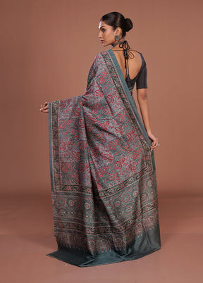 Grey Tussar Silk Saree With Blouse Piece