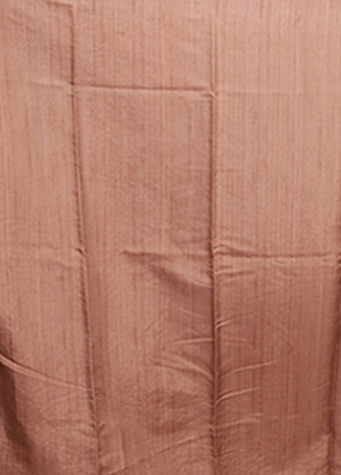 Cream Tussar Silk Saree With Blouse Piece