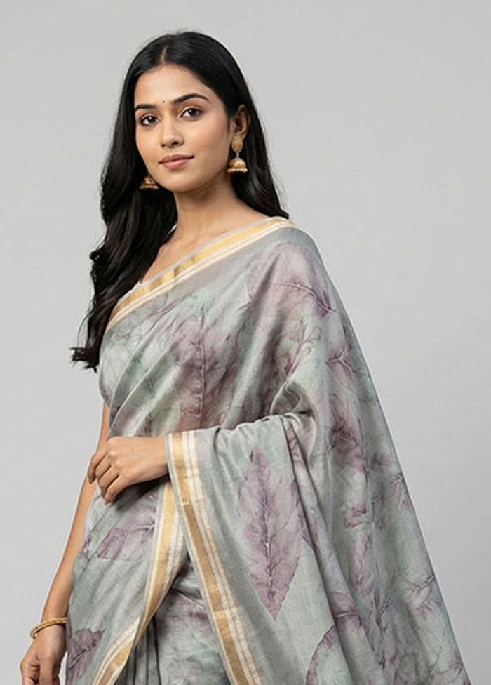 Cream Tussar Silk Saree With Blouse Piece