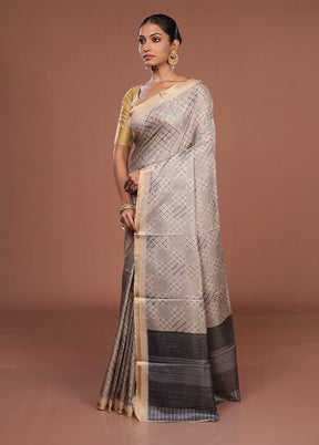 Cream Tussar Silk Saree With Blouse Piece