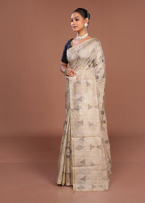 Cream Tussar Silk Saree With Blouse Piece