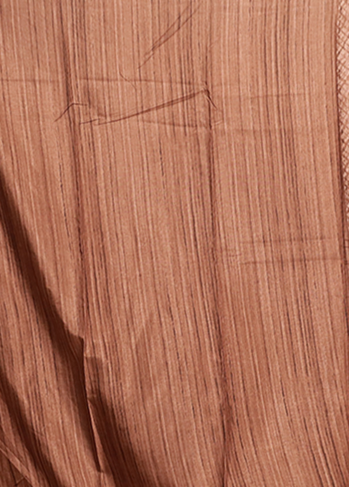 Cream Tussar Silk Saree With Blouse Piece