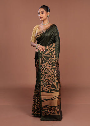 Cream Printed Pure Silk Saree Without Blouse Piece
