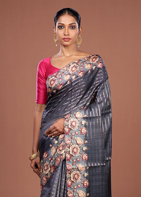 Grey Tussar Silk Saree With Blouse Piece