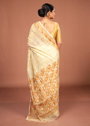 Cream Jamdani Cotton Saree Without Blouse Piece