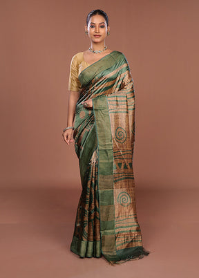 Cream Tussar Silk Saree With Blouse Piece