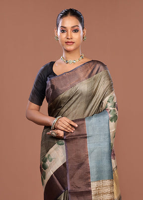 Green Handloom Tussar Pure Silk Saree With Blouse Piece