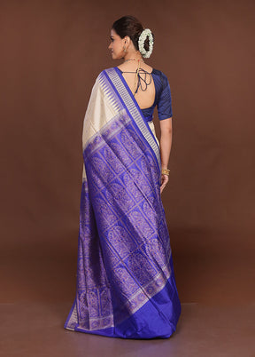 Cream Handloom Bomkai Pure Silk Saree With Blouse Piece