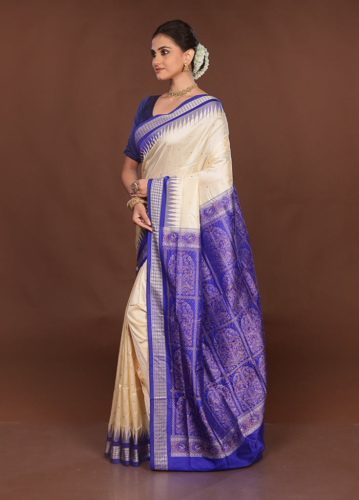 Cream Handloom Bomkai Pure Silk Saree With Blouse Piece
