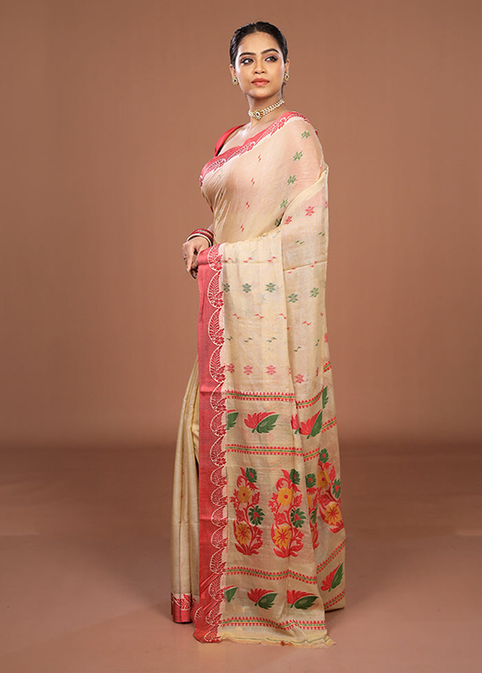 Cream Matka Silk Saree With Blouse Piece
