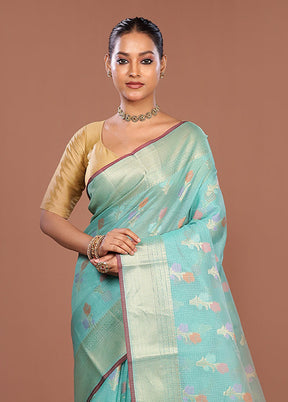 Green Cotton Saree With Blouse Piece