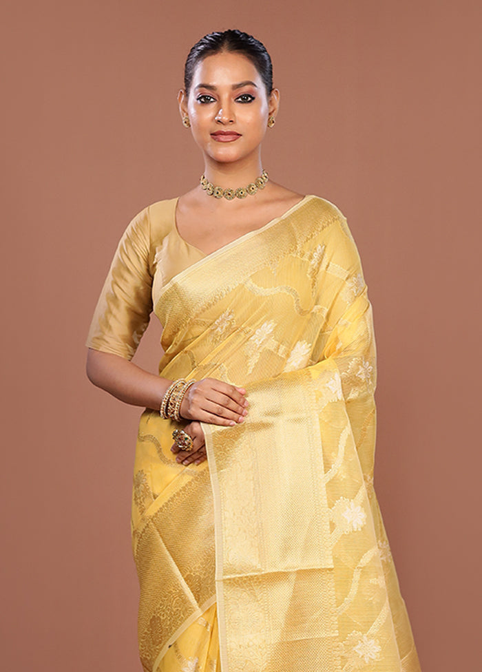 Yellow Cotton Saree With Blouse Piece