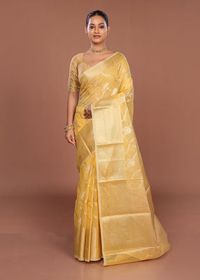 Yellow Cotton Saree With Blouse Piece