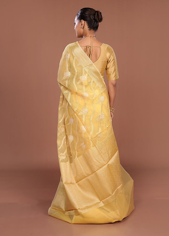 Yellow Cotton Saree With Blouse Piece