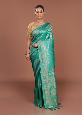 Green Dupion Silk Saree With Blouse Piece