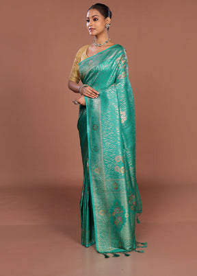 Green Dupion Silk Saree With Blouse Piece