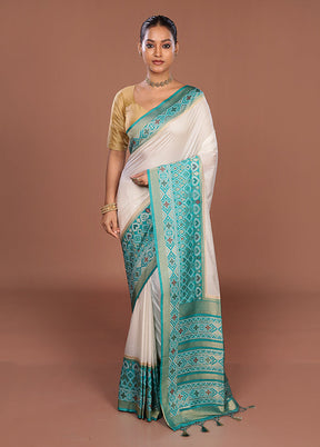 White Dupion Silk Saree With Blouse Piece