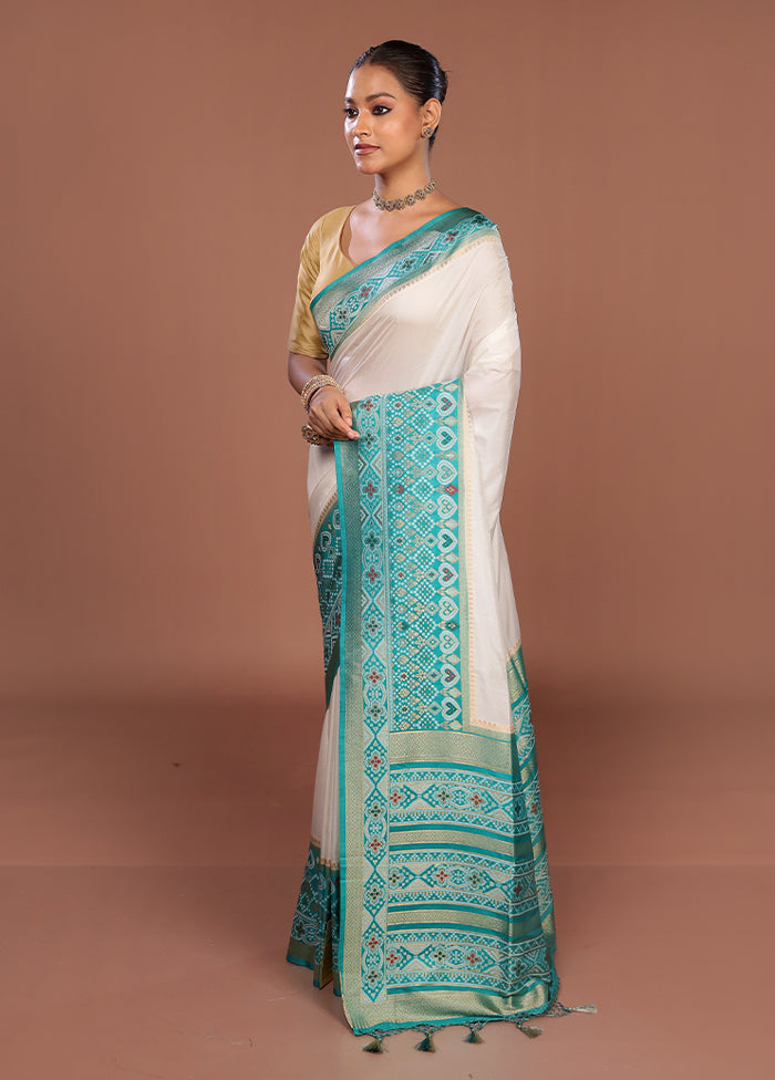White Dupion Silk Saree With Blouse Piece