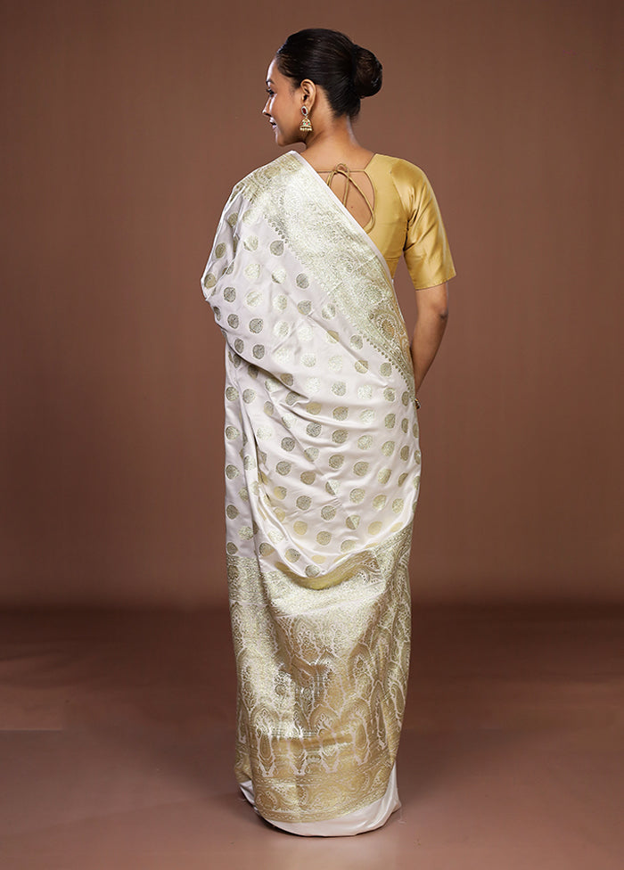 White Banarasi Silk Saree With Blouse Piece