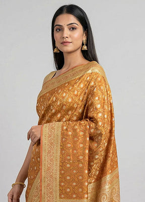 Green Handloom Tanchoi Pure Silk Saree With Blouse Piece