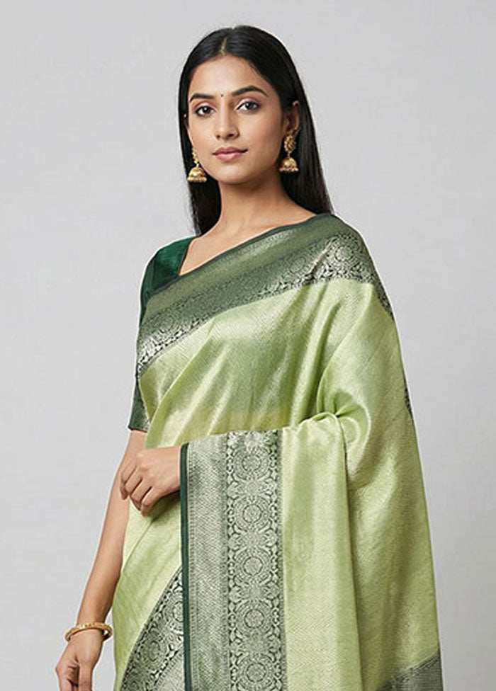 Green Dupion Silk Saree With Blouse Piece