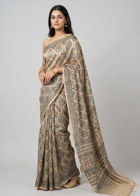 Cream Printed Pure Silk Saree Without Blouse Piece