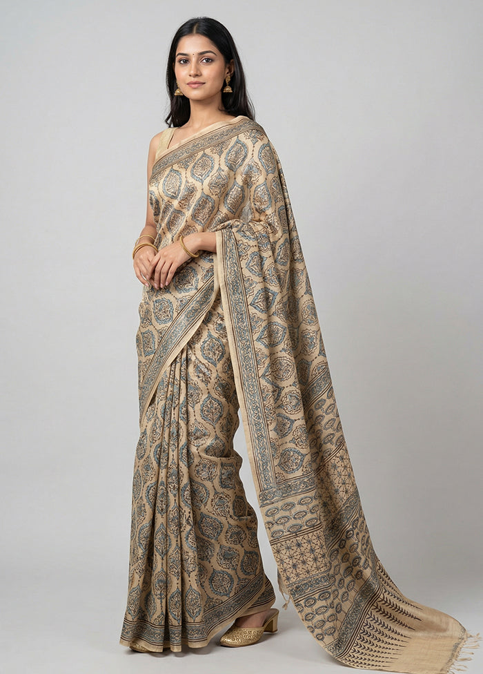 Cream Printed Pure Silk Saree Without Blouse Piece