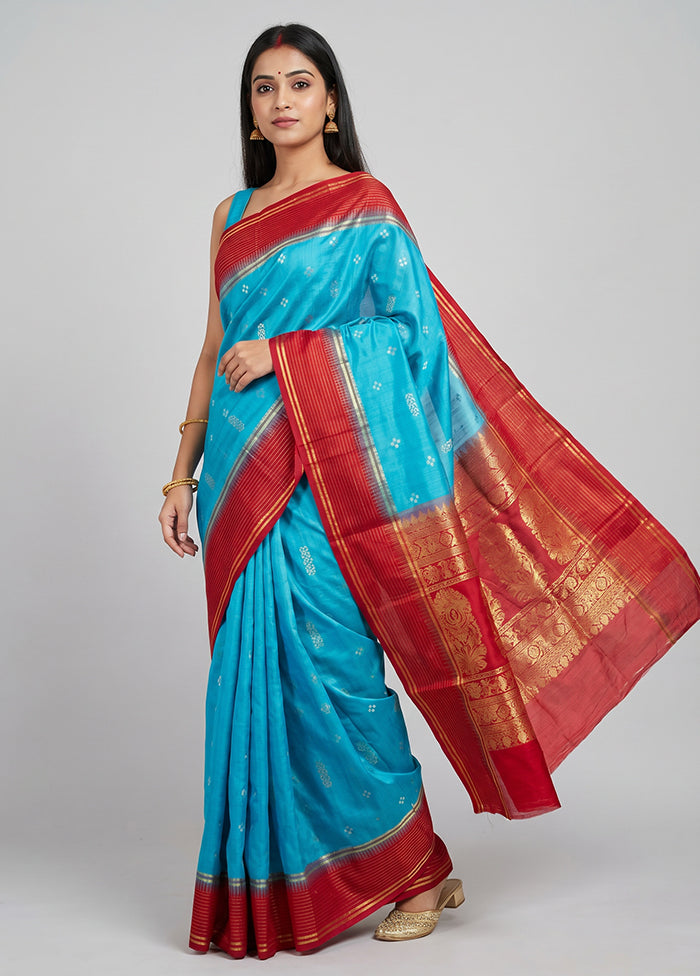 Blue Handloom Kanchipuram Pure Silk Saree With Blouse Piece