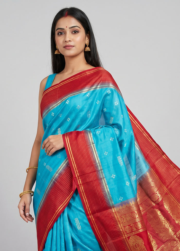 Blue Handloom Kanchipuram Pure Silk Saree With Blouse Piece