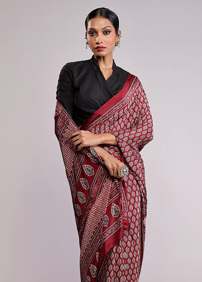 Maroon Printed Silk Saree With Blouse Piece