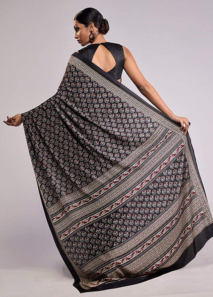 Black Printed Silk Saree Without Blouse Piece