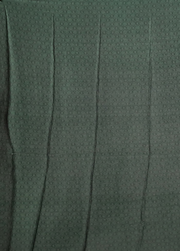 Green Printed Silk Saree With Blouse Piece