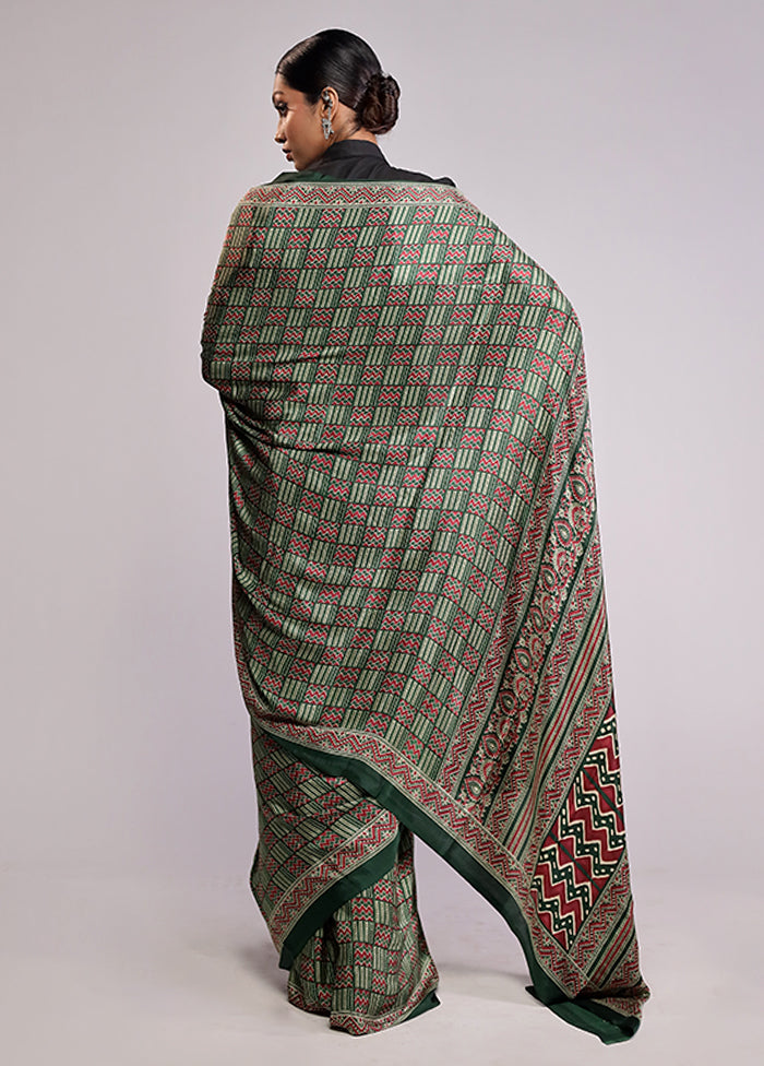 Green Printed Silk Saree With Blouse Piece