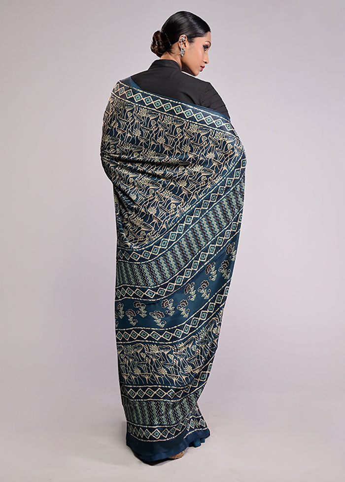 Blue Printed Silk Saree With Blouse Piece
