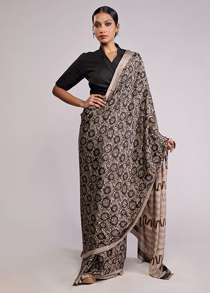 Grey Printed Silk Saree With Blouse Piece